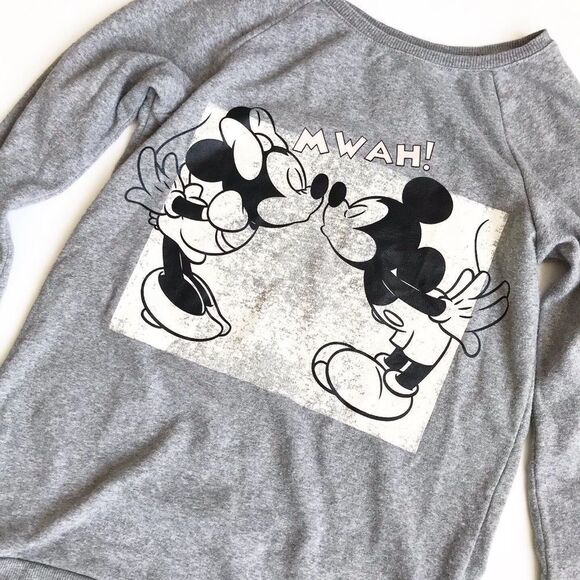 H&M Disney Minnie & Mickey sweatshirt GUC 12-14Y - Picture 2 of 2